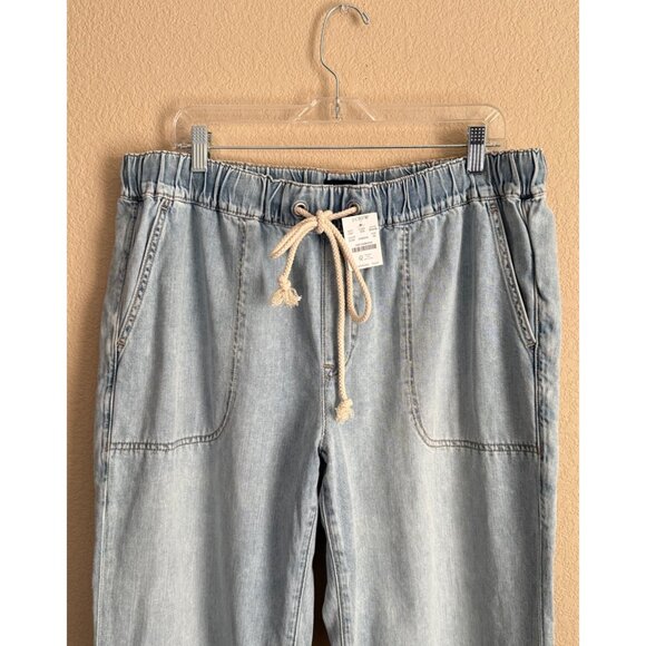 NWT J. Crew Women's Denim Elastic Waist Pull On Pants Light Wash - Picture 4 of 10